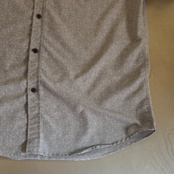 Classic Gray Button-Down Shirt for Men - Picture 6 of 9